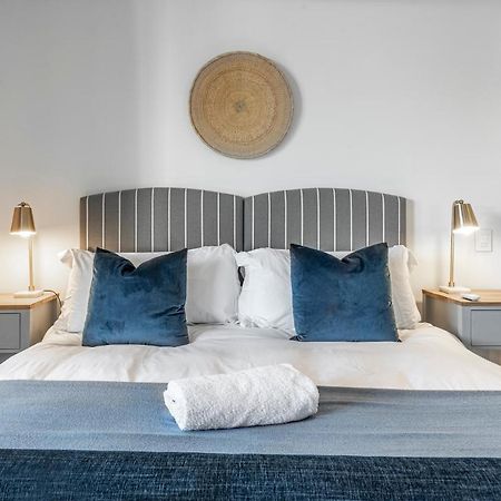 17 Marine, 2 Bedroom Sea-Facing Apt101 هيرمانوس المظهر الخارجي الصورة